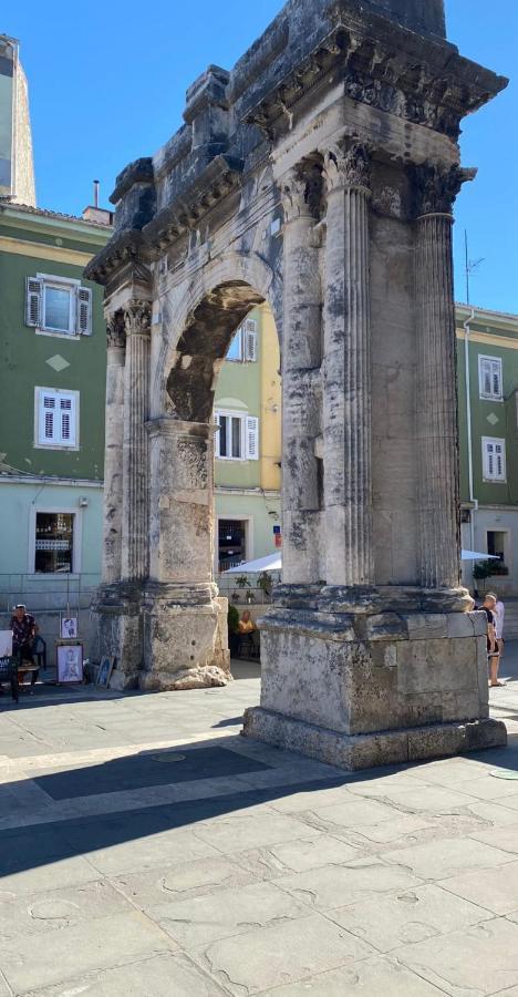 Heart Of Pula Excellent Apartment מראה חיצוני תמונה